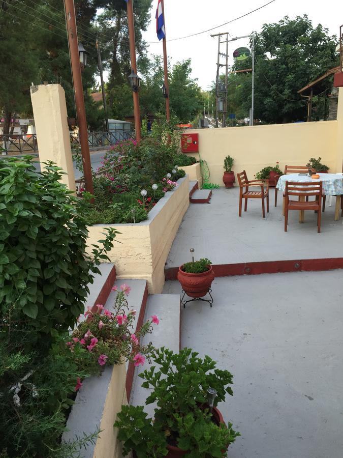 Akanthos Hotel Ierissós Esterno foto